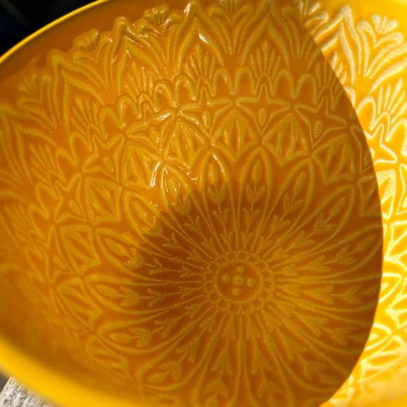 Dowan cup oversized 24oz textured bold bright sunflower yellow - Picture 5 of 6